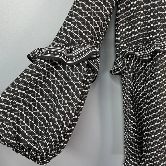 MAX STUDIO NWT Ruffled Tie Neck Balloon Sleeve Blouse Black White Pattern Size S - Picture 5 of 11